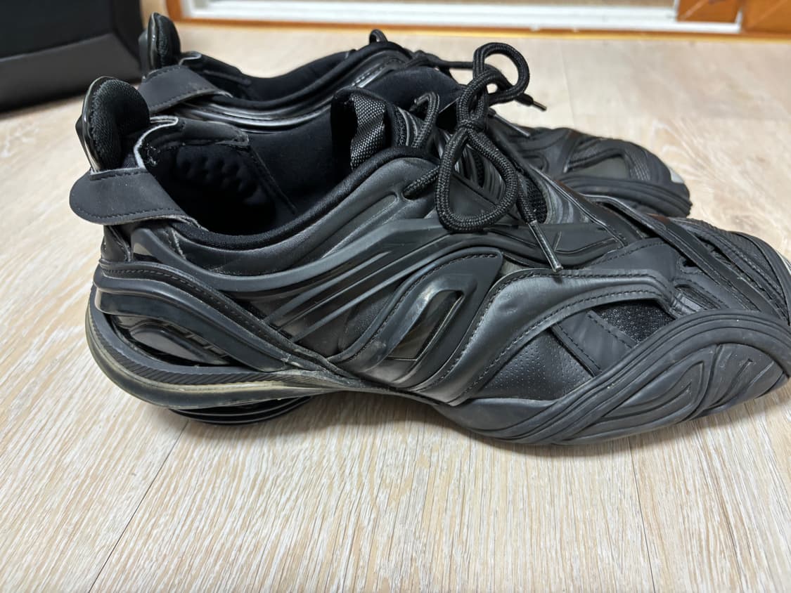 발렌시아가 타이렉스 41 상품이미지4