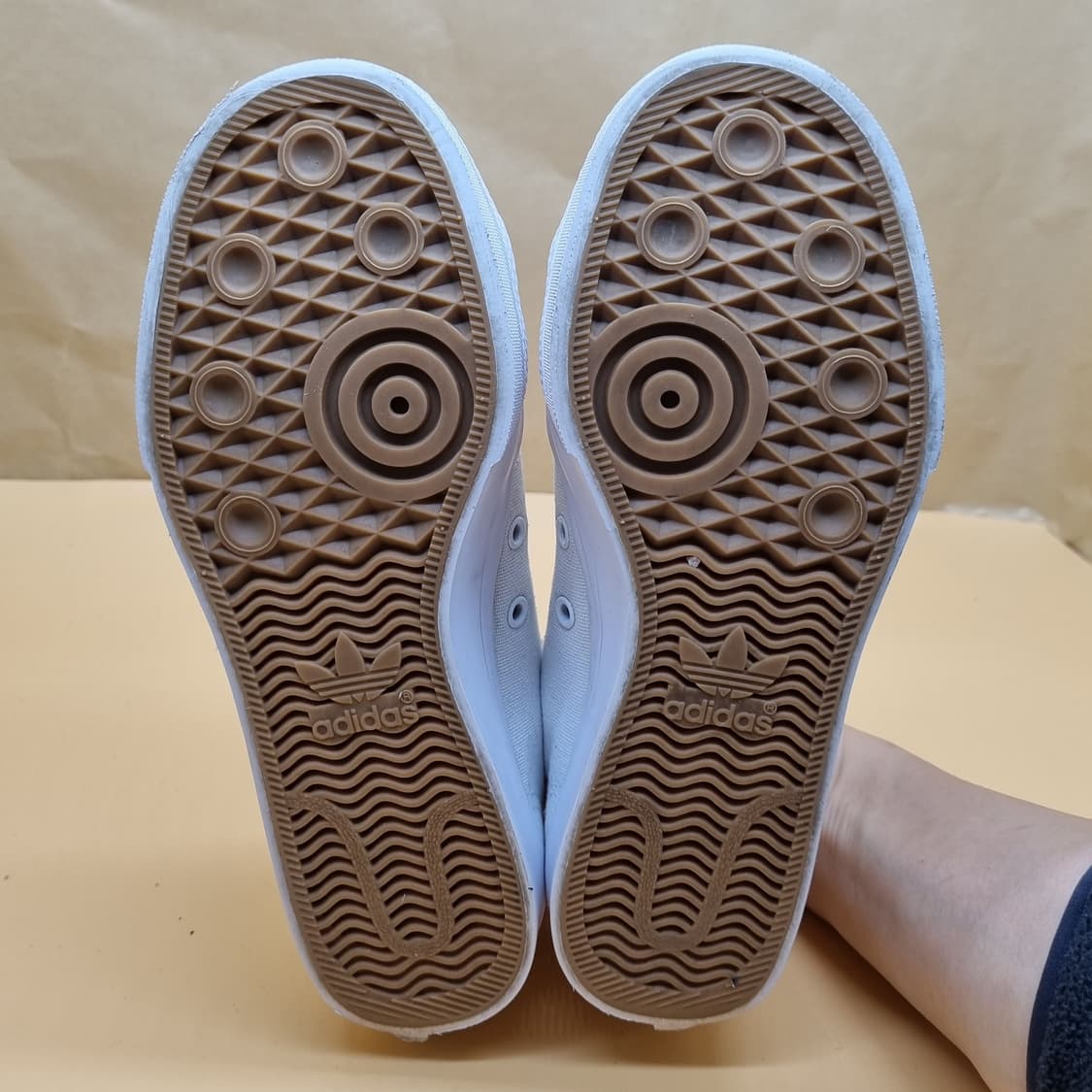 아디다스 니짜 트레포일 여성스니커즈235. 상품이미지3