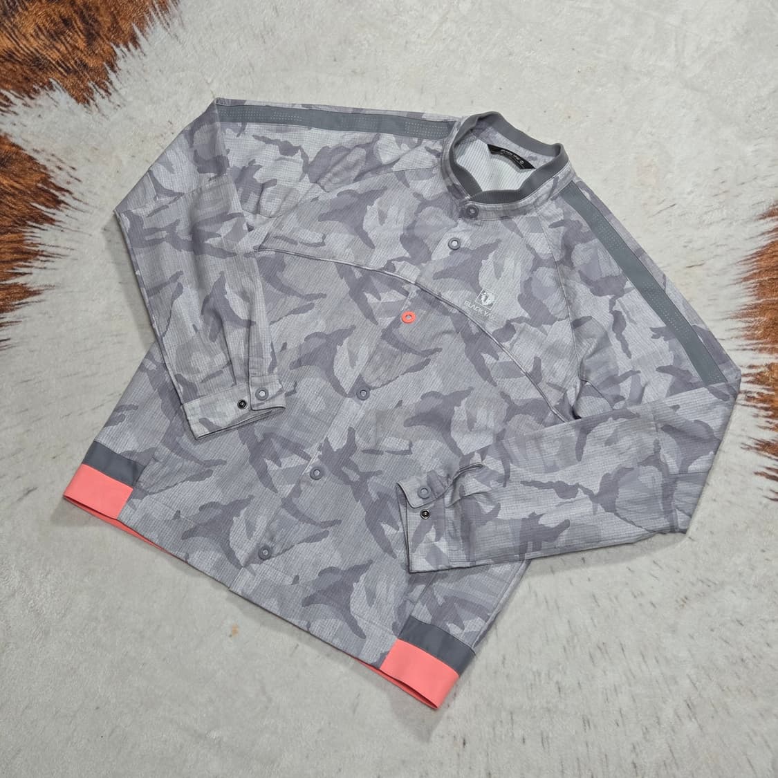 블랙야크 그레이 카모 바람막이 자켓 상품이미지1