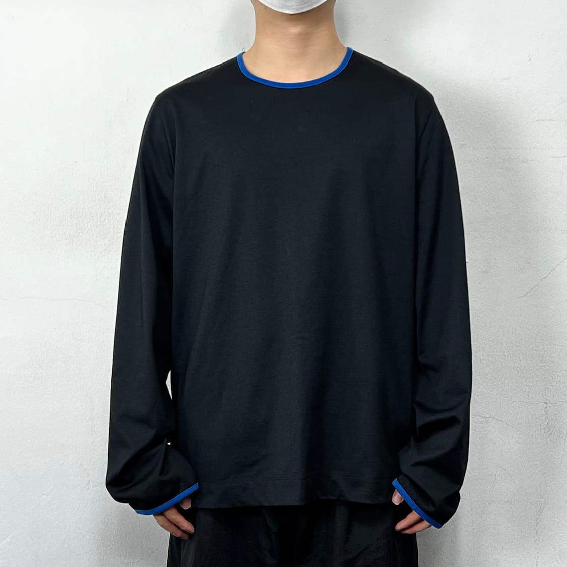 아워레가시 오버사이즈 블랙 크립 롱 슬리브 상품이미지2