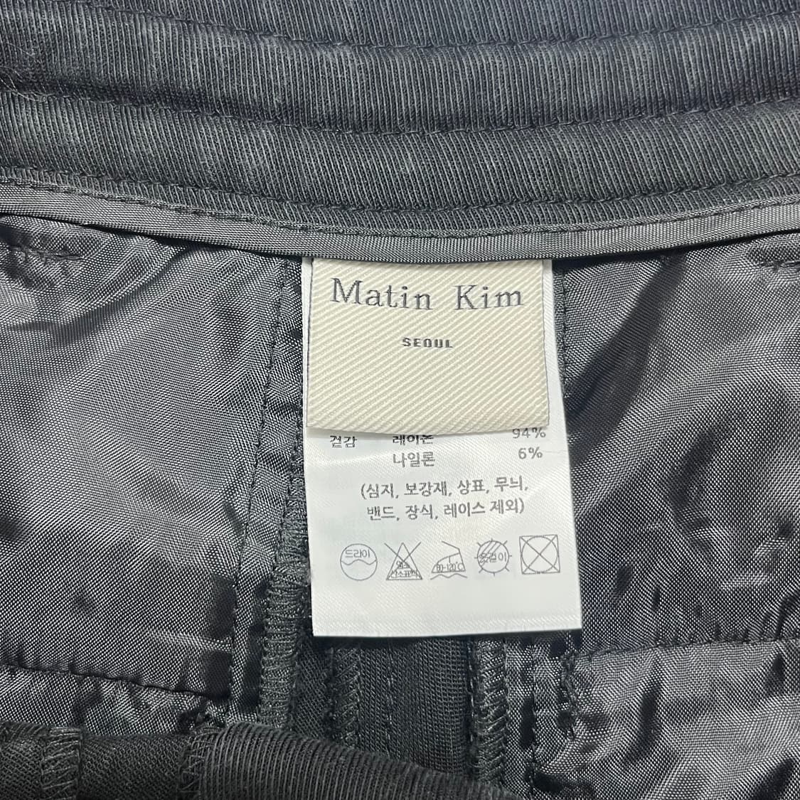 24FW 마뗑킴 멀티 포켓 셔링 카고 팬츠 상품이미지5