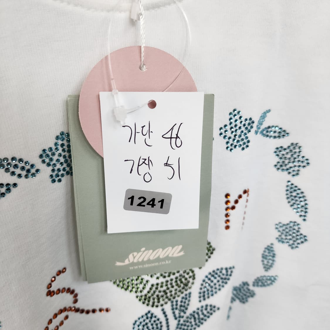 시눈 글리터링 화이트 반팔 티셔츠 상품이미지6