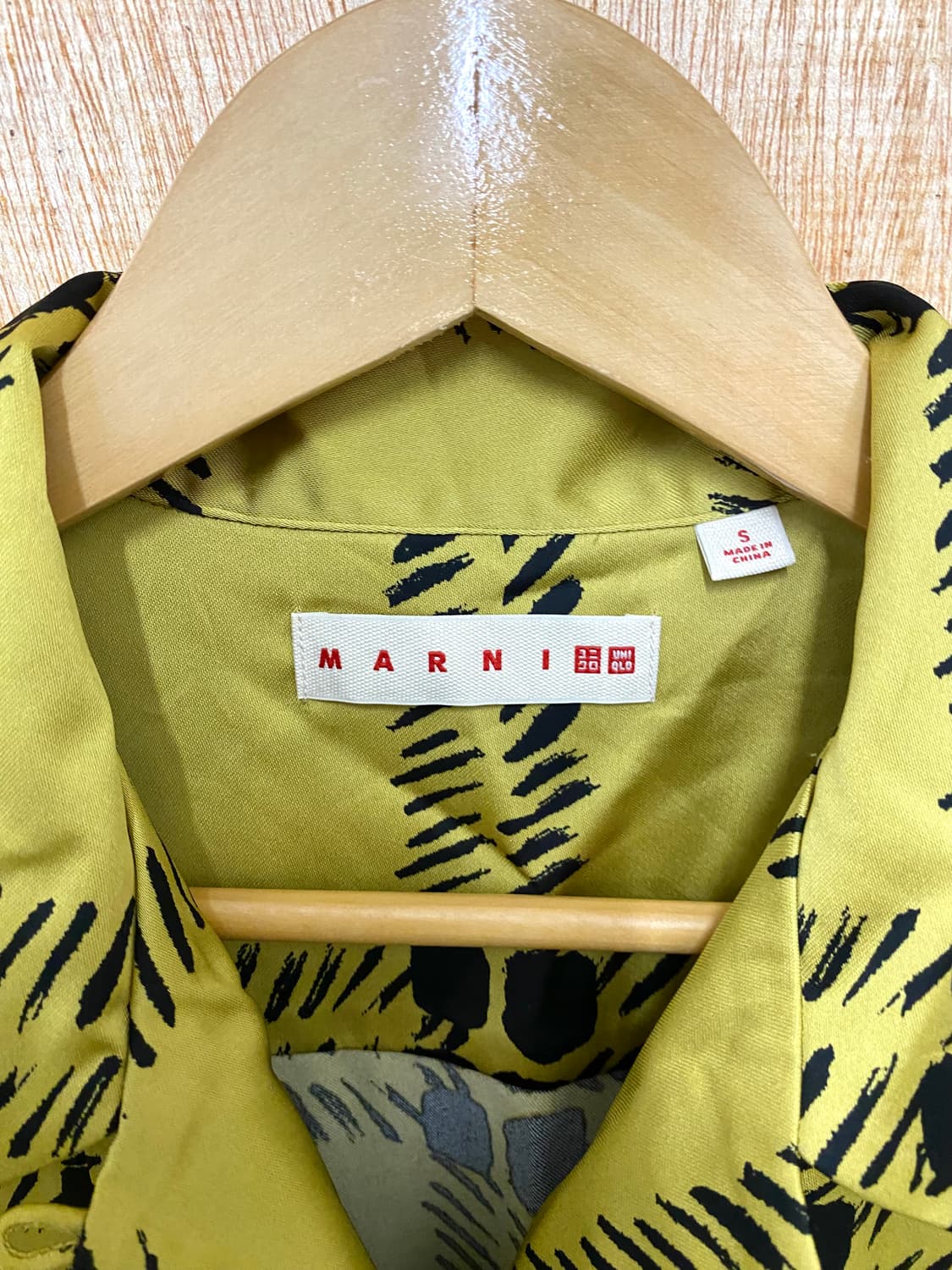 샵세일중🔥 MARNI x UNIQLO shirts 마르니 유니클로 셔츠 상품이미지5