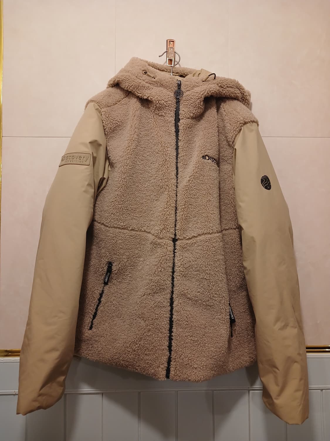 디스커버리 정품 남성 뽀글이 패딩 95 사이즈 상품이미지1