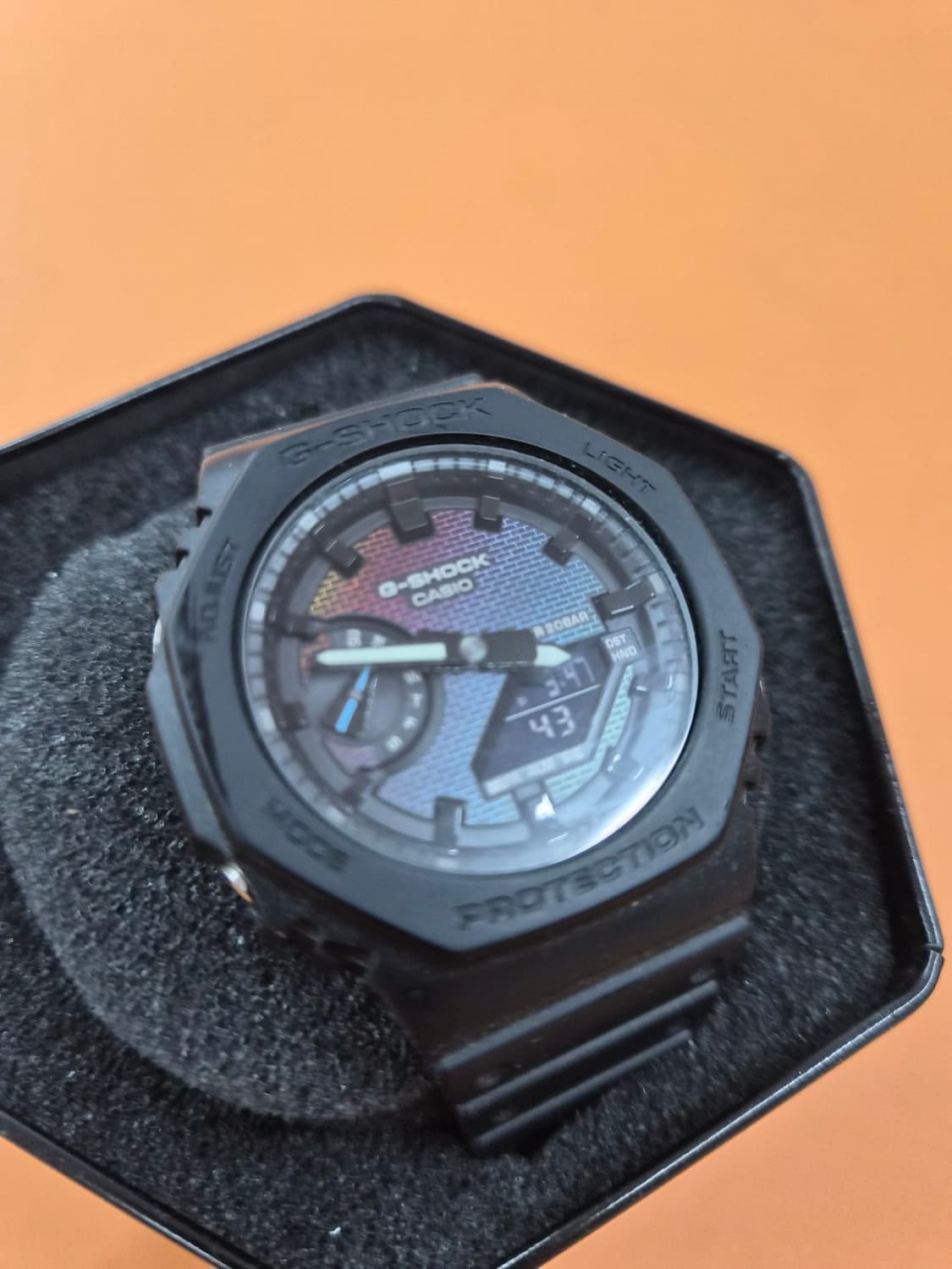 카시오 지샥 GA-2100 레인보우 시계 상품이미지2