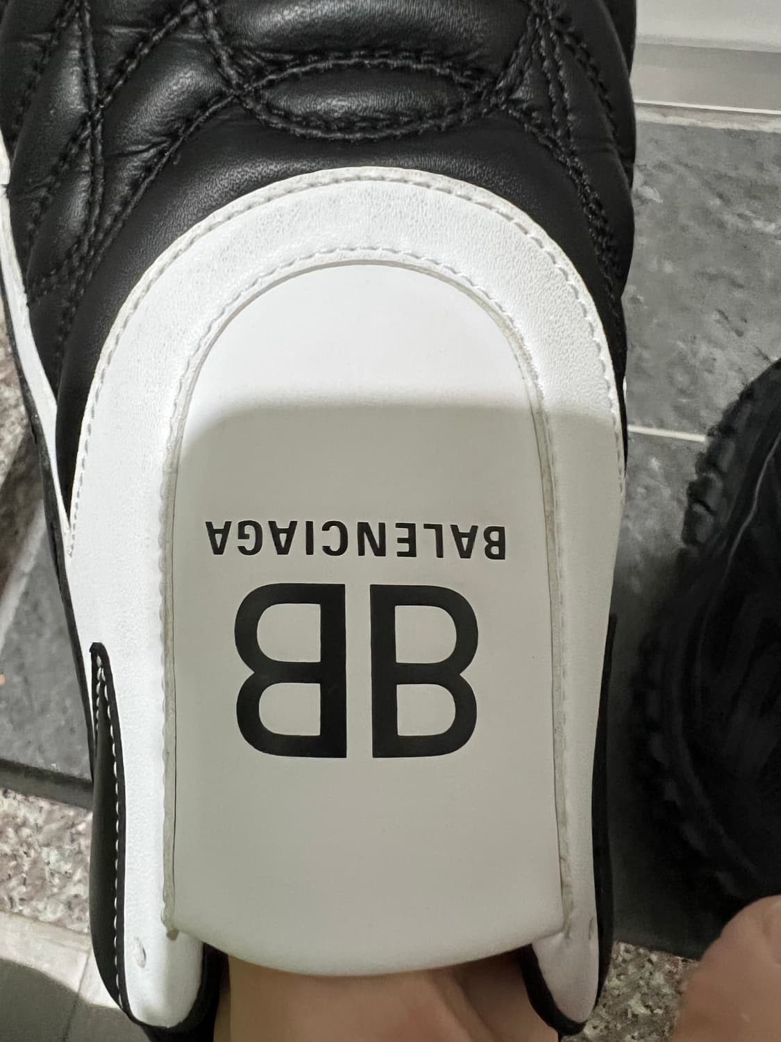 발렌시아가 젠 스니커즈 43 상품이미지5