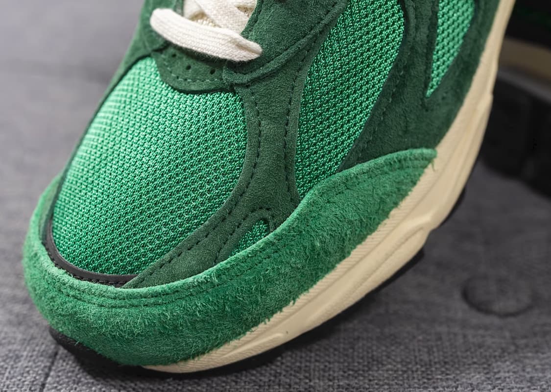 265 뉴발 990v3 켈리 그린 바시티 골드 상품이미지3