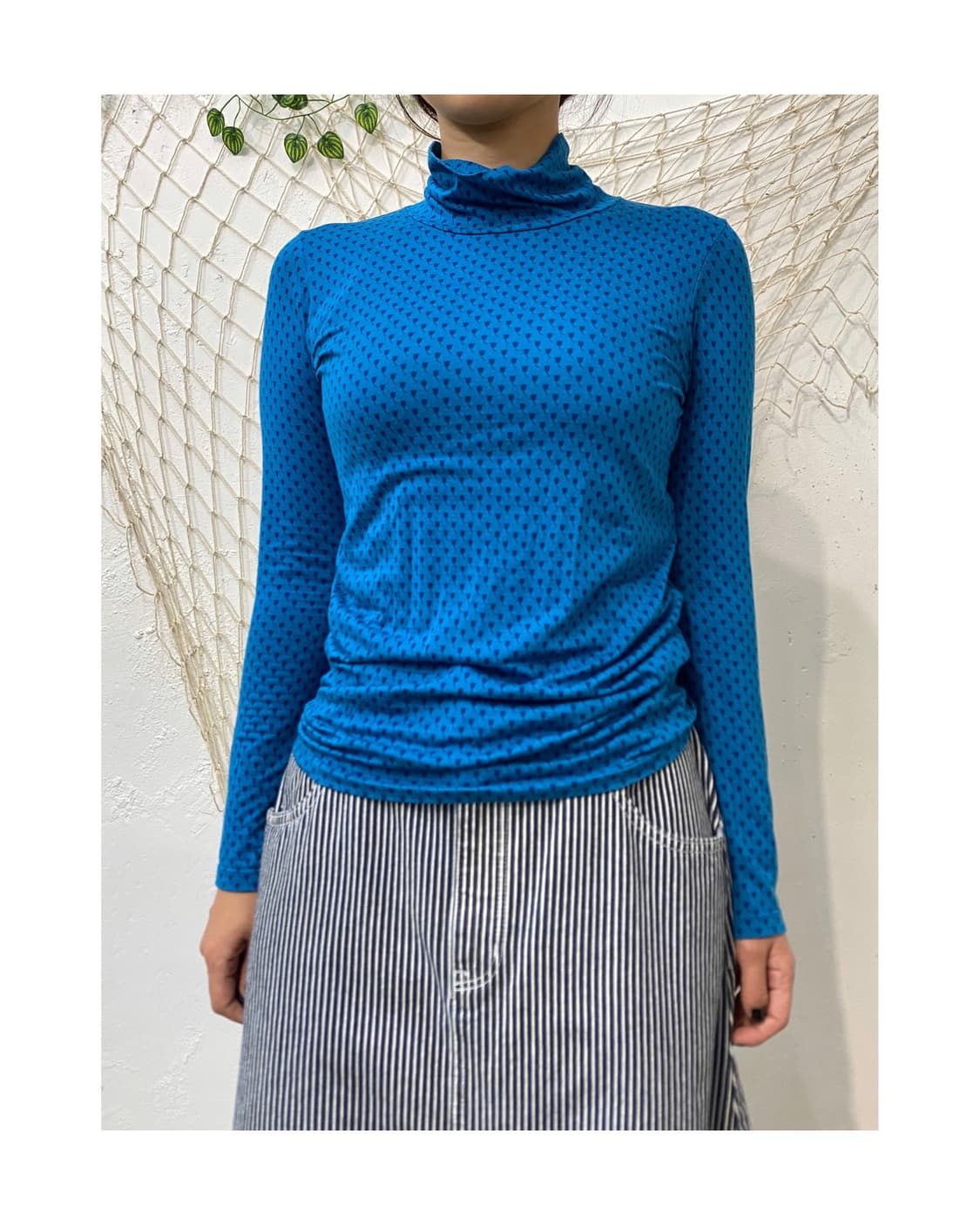 빈티지 플라워 패턴 폴라티  상품이미지2