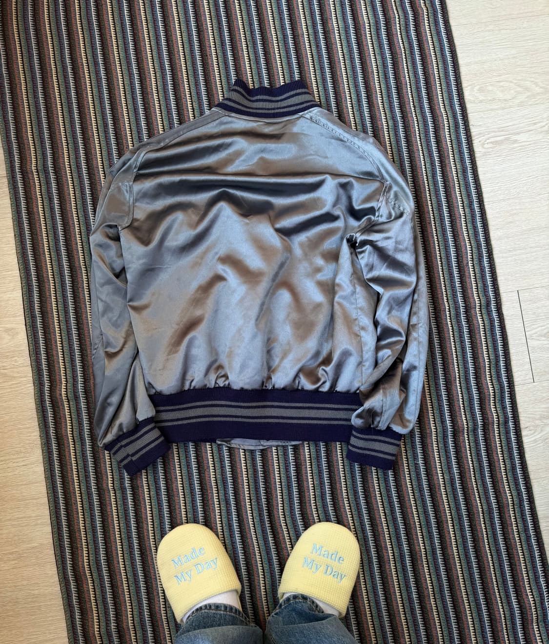 니들스 사틴 바시티 자켓 상품이미지2