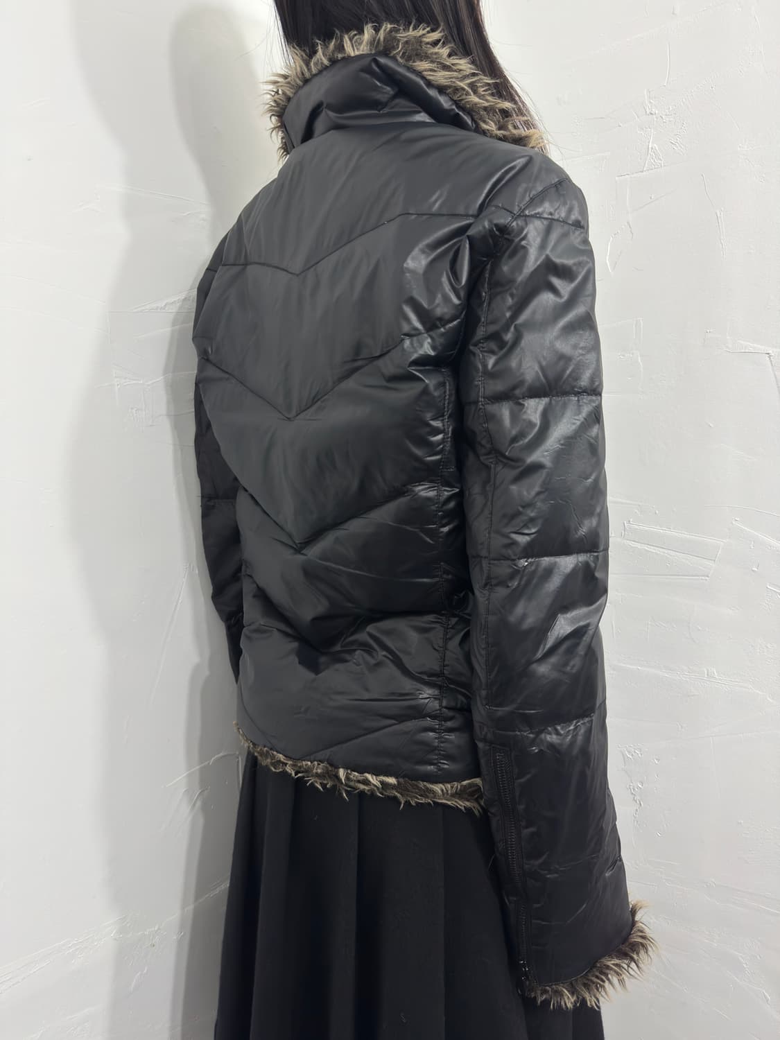 nicole club fur detail twoway padding 상품이미지5