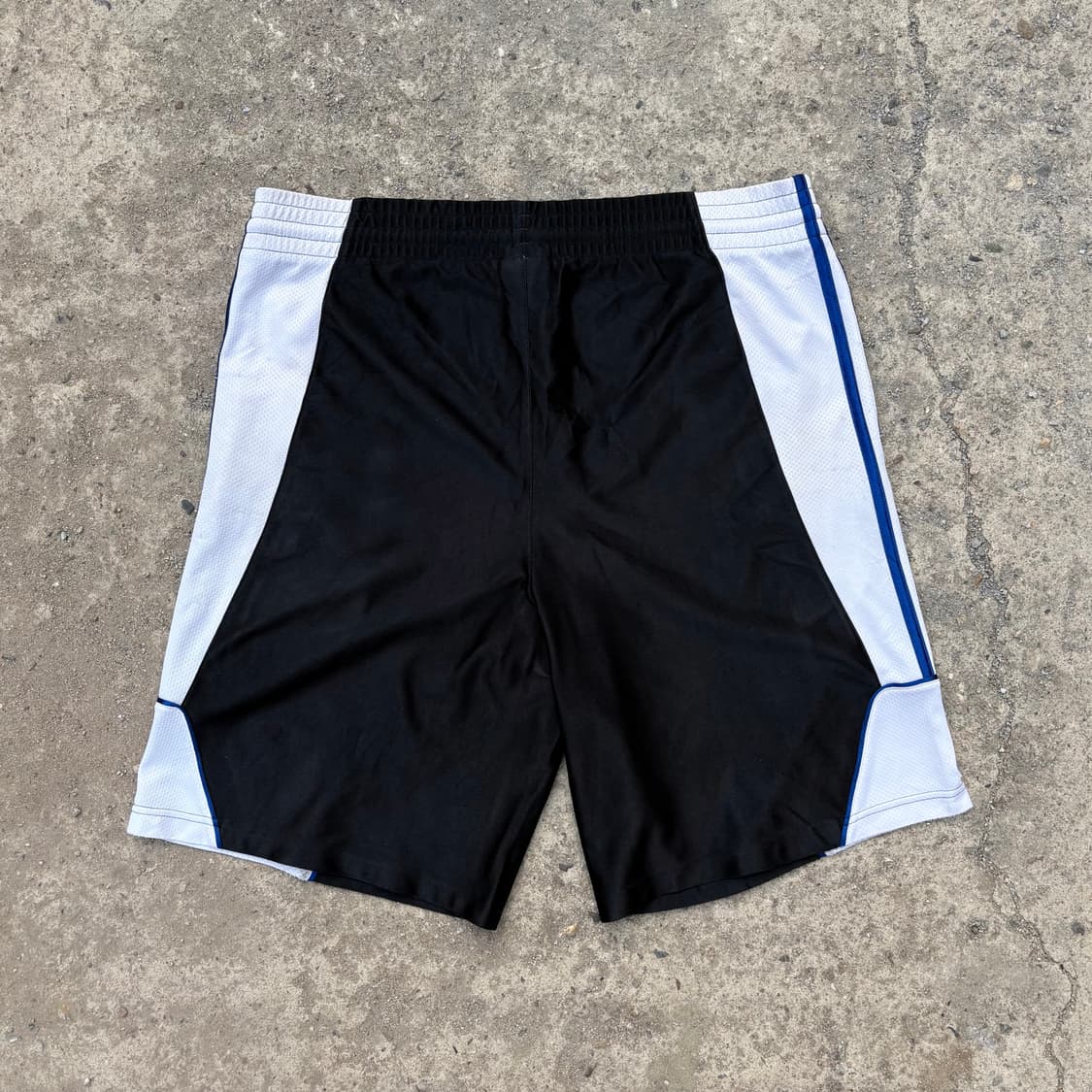 (L) 00s 아디다스 트레이닝 농구 하프 팬츠 상품이미지3