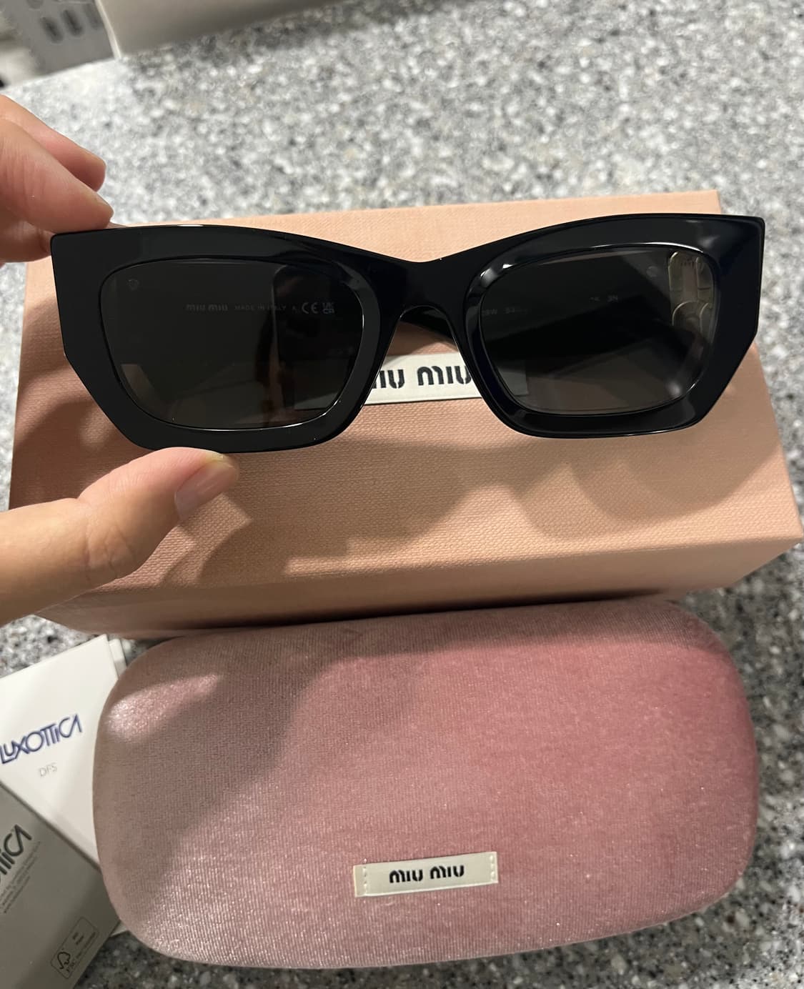 미우미우 글림스 선글라스  상품이미지1