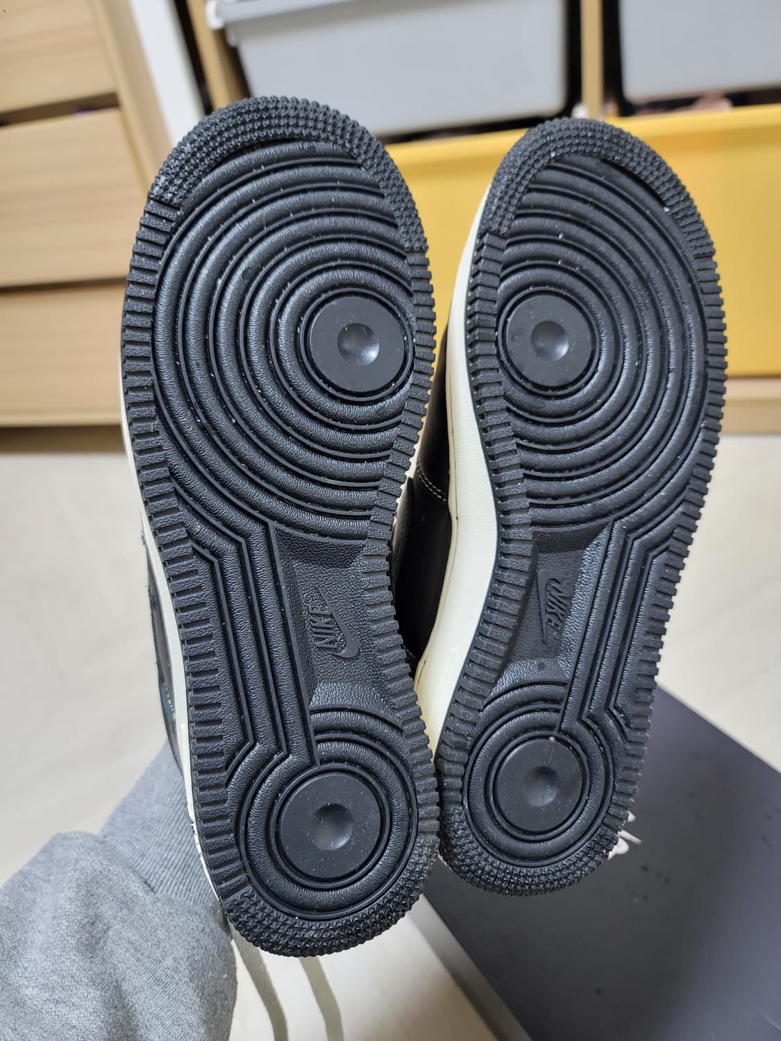 Htm 에어포스1 상품이미지4