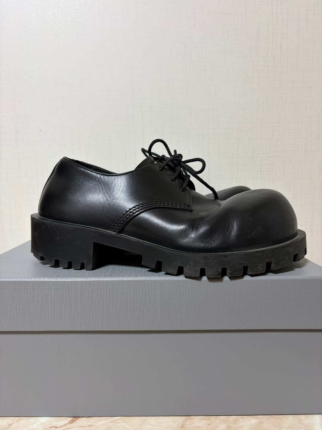 발렌시아가 더비 상품이미지5