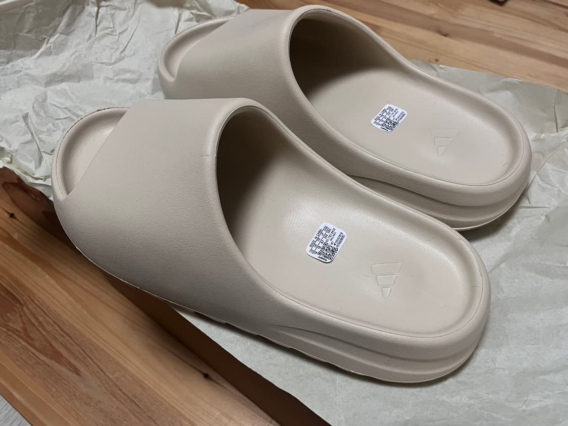 아디다스 이지 슬라이드 본 us12 kr305 상품이미지1