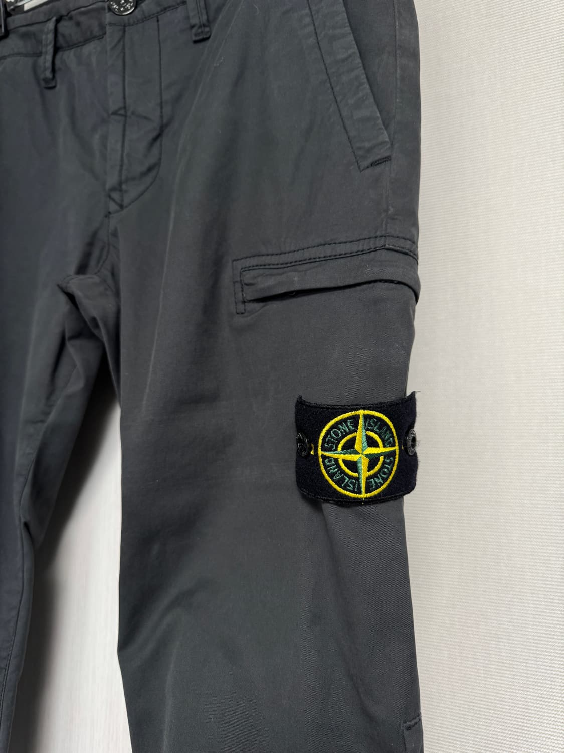 스톤아일랜드 카고팬츠 그레이 80 상품이미지3