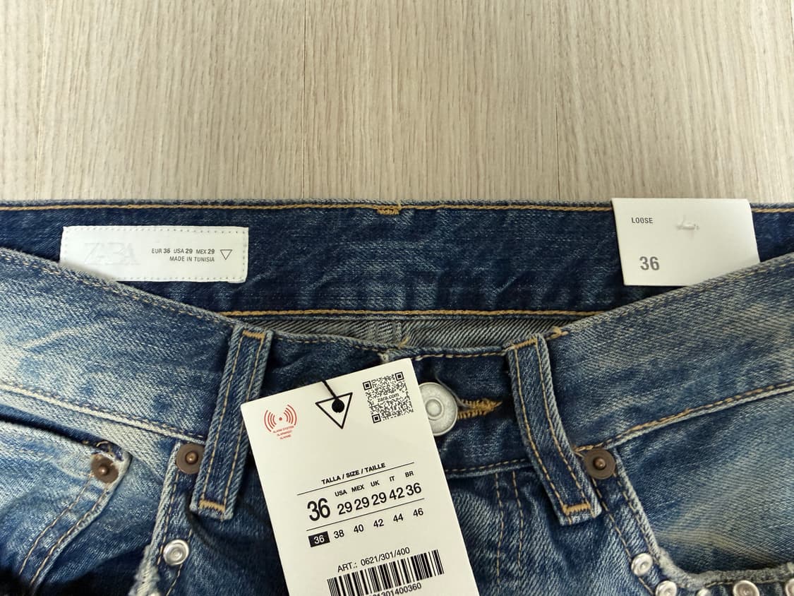 자라 스터드 장식 루즈핏 진 새상품 상품이미지8