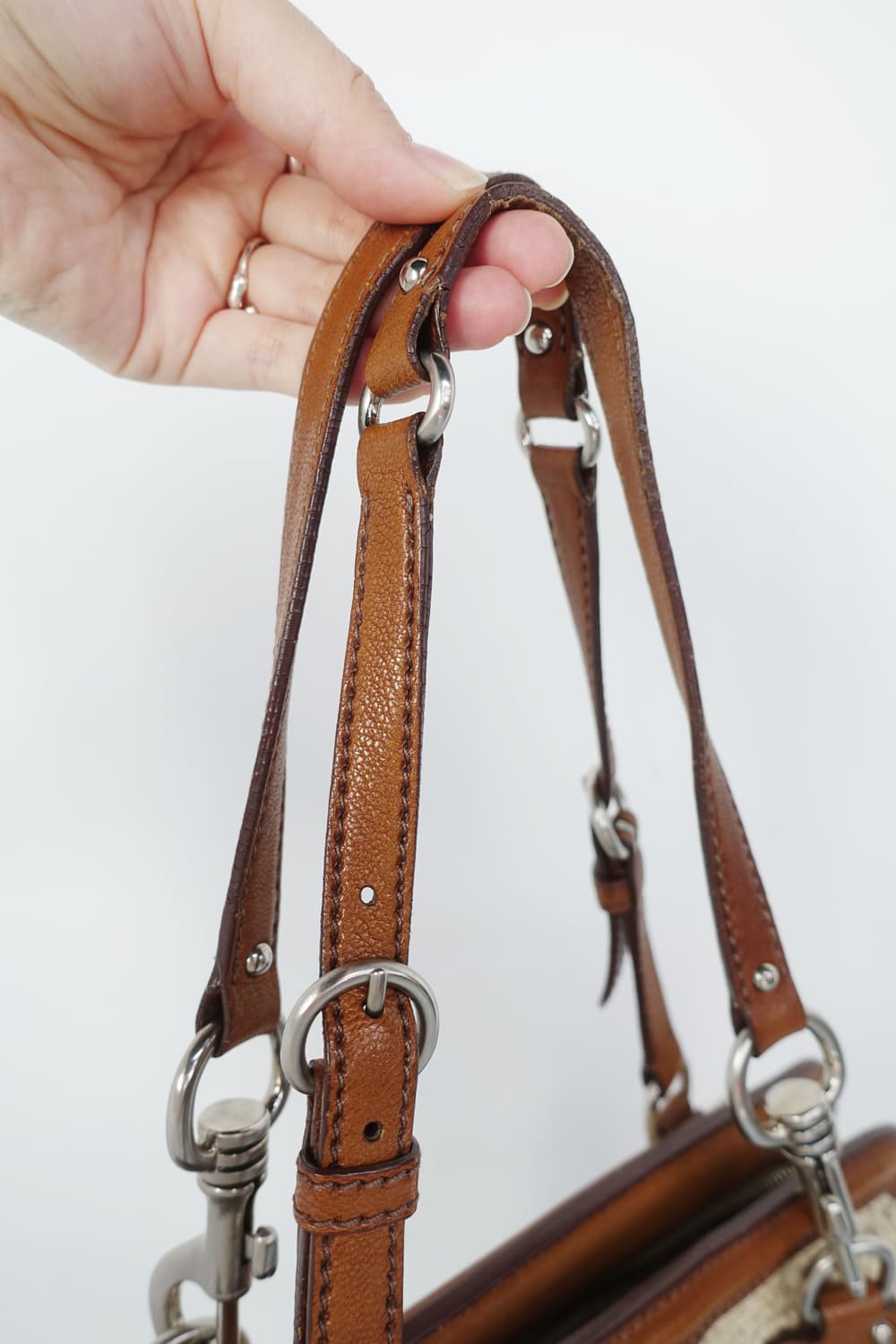 미우 미우 크로셰 백 상품이미지6