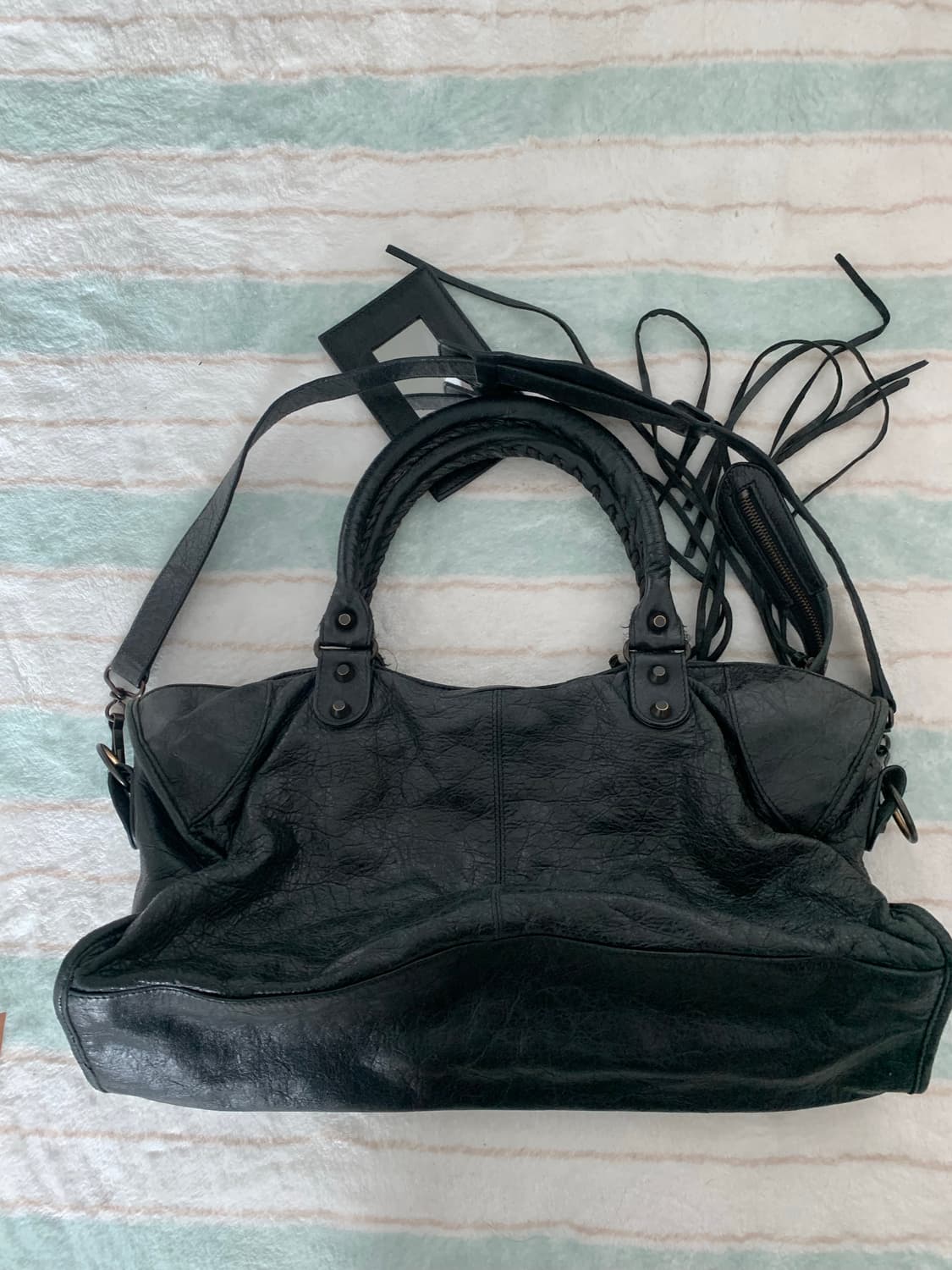 발렌시아가 모터백 라지 블랙 시티백 르시티 정품 상품이미지5