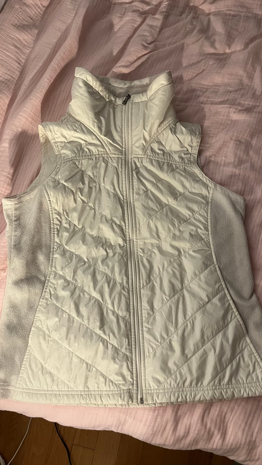 컬럼비아 조끼 아이보리 상품이미지1