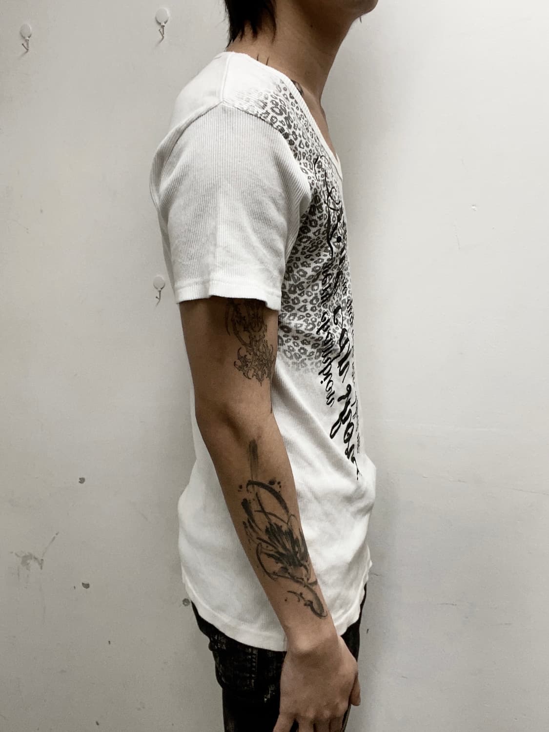 [BeauMere] Leopard Print White 1/2 Tee 상품이미지3