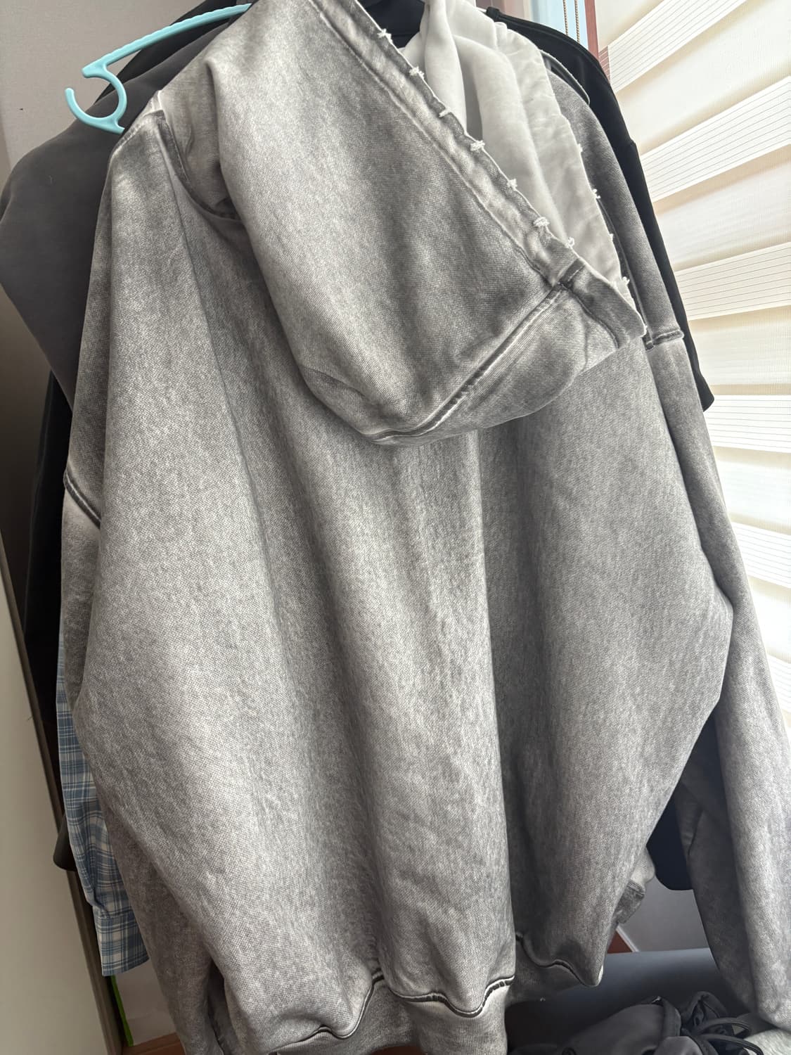 플레이버리즘 후드티 상품이미지2