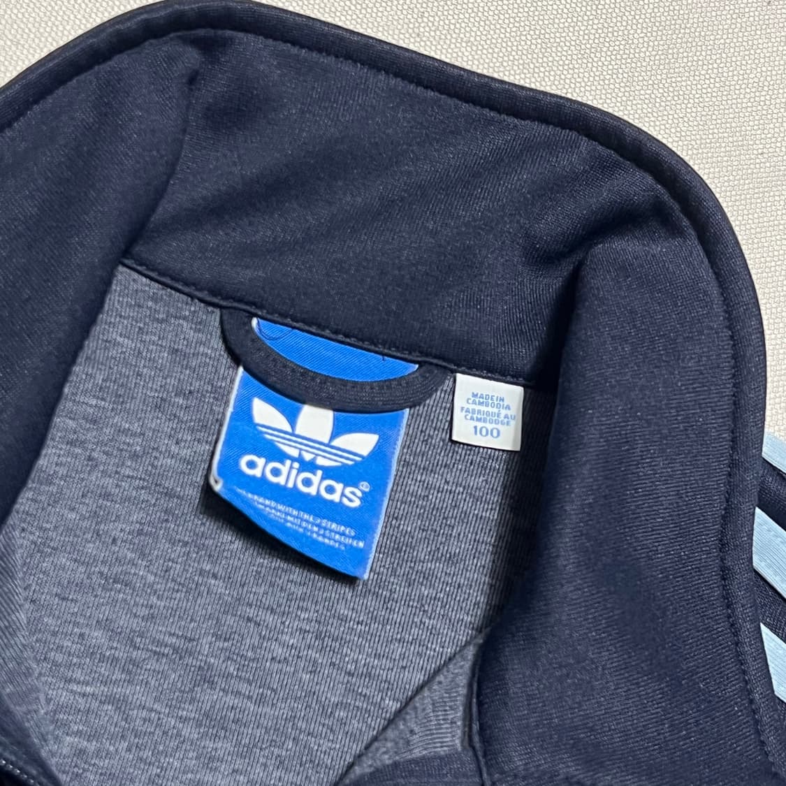 100 아디다스 유로파 스카이블루 라인 네이비 트랙탑 상품이미지4