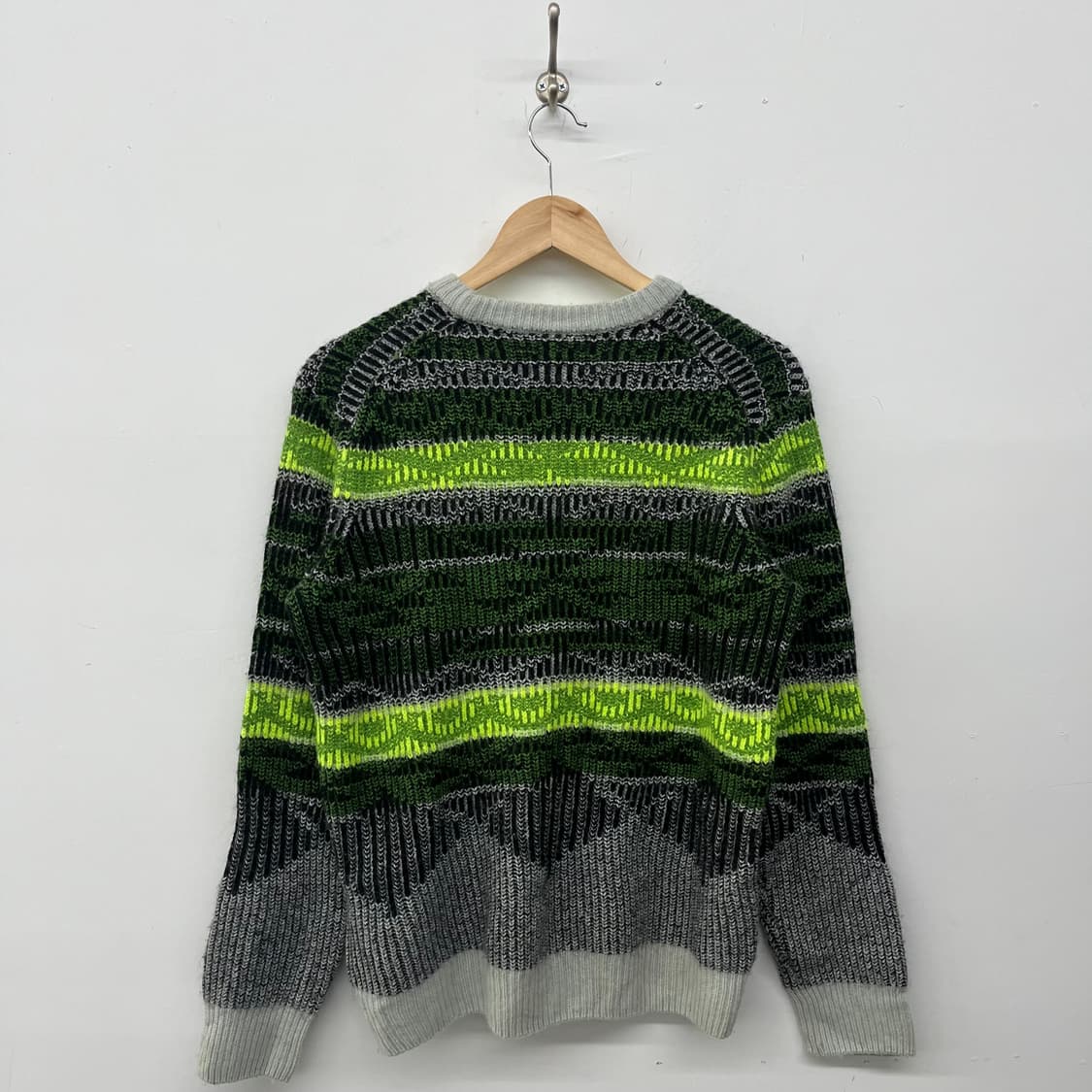 휴고보스 줄무늬 패턴 니트 L 상품이미지5