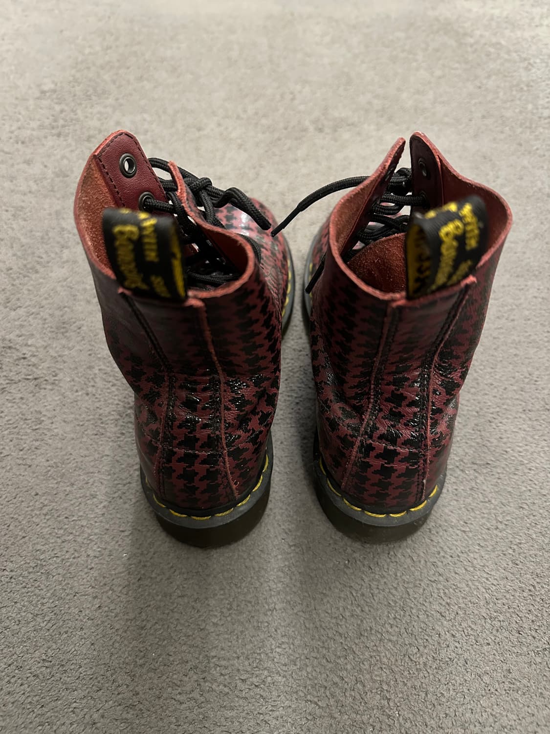 닥터마틴 피나 체리 하운드 처분  상품이미지3