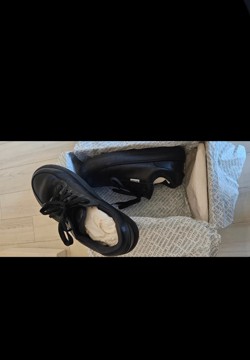 [써네이/드리미] 올블랙 스니커즈 / 42 상품이미지4