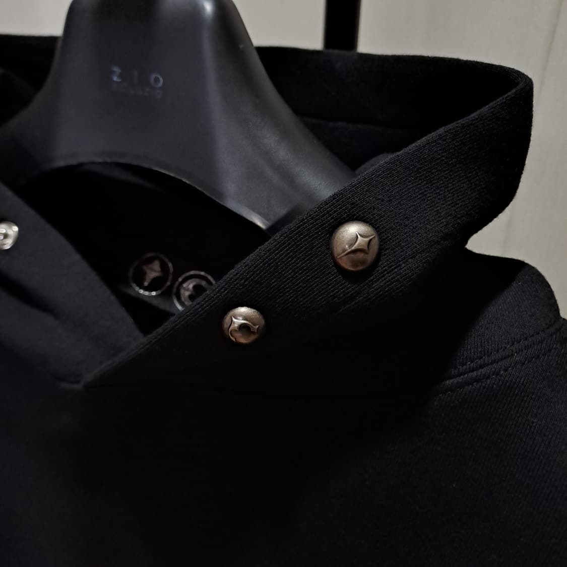 (택포) 떠그클럽 아머후드 블랙 1 B398 상품이미지4