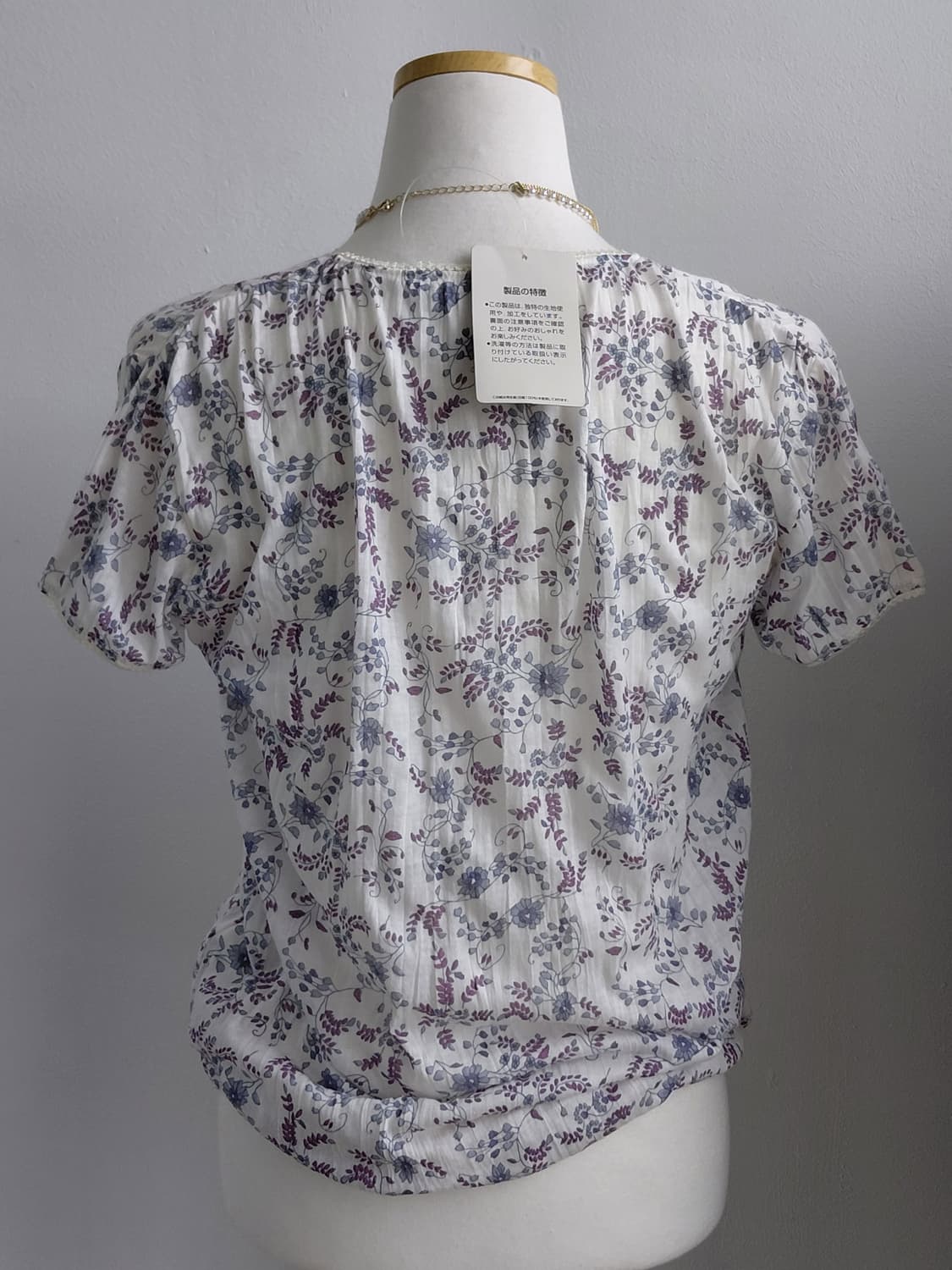 [일본빈티지] 플라워 패턴 브이넥 블라우스 화이트 상품이미지2