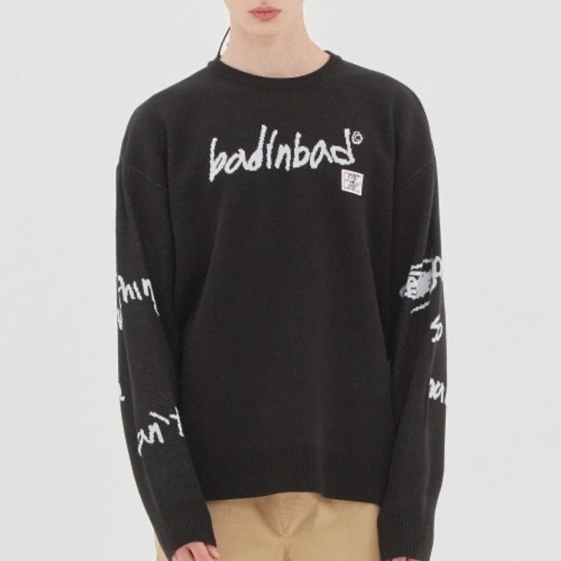 배드인배드 로고 니트 블랙 상품이미지1