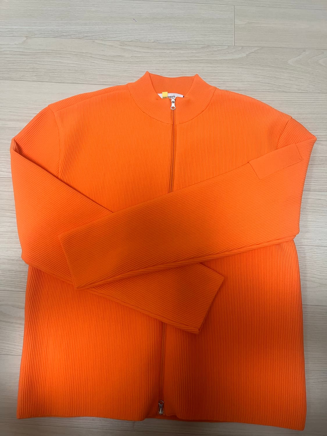 [아모멘토] 23ss 집업 가디건_ M size(오렌지컬러) 상품이미지2