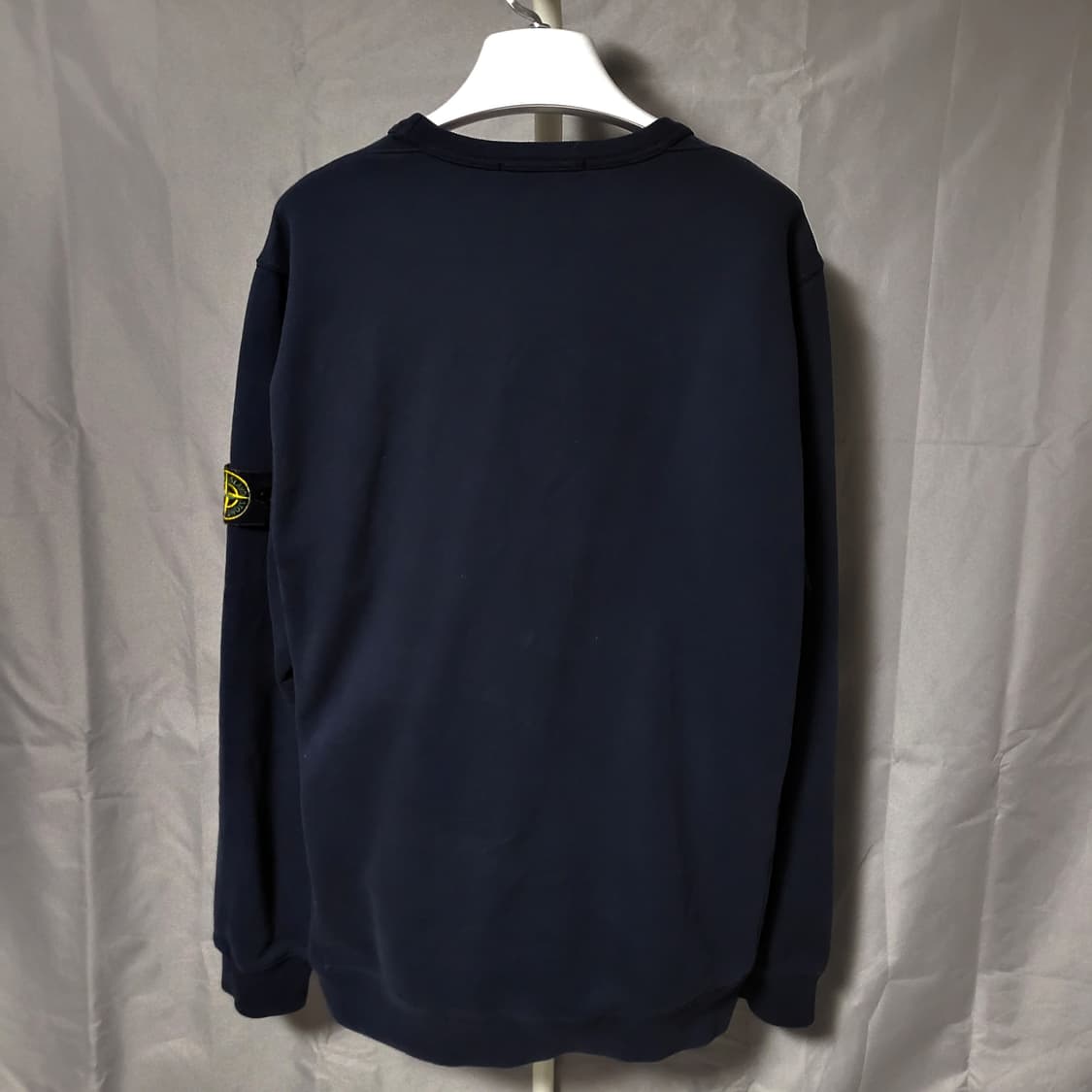 [XL size]24FW 스톤아일랜드 맨투맨 상품이미지2