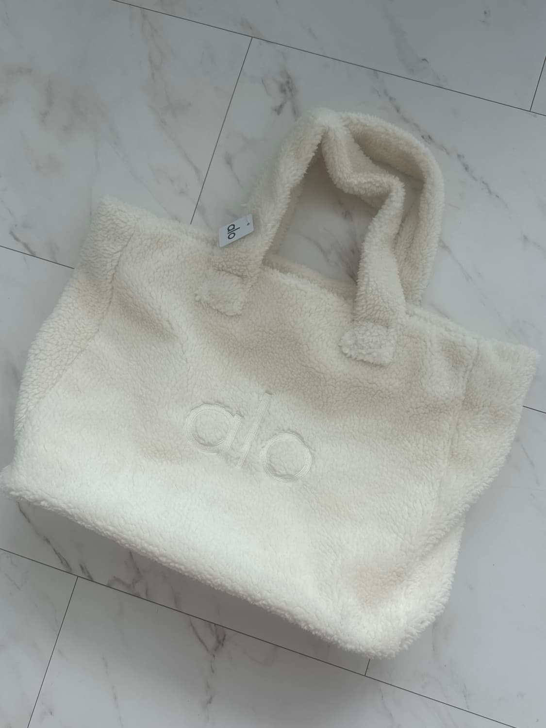 알로 쉐르파 도트백 - white 상품이미지4