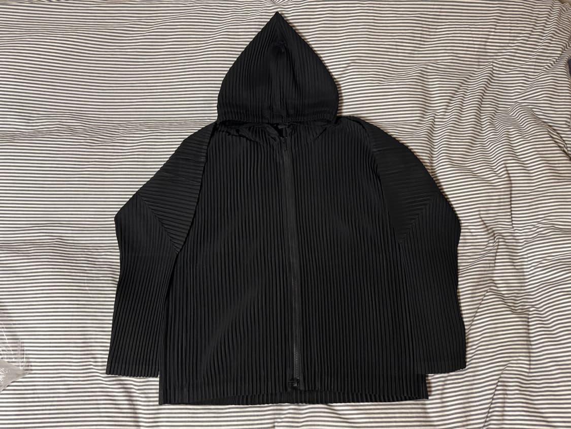 이세이미야케 옴므플리세 집업 후드 상품이미지1