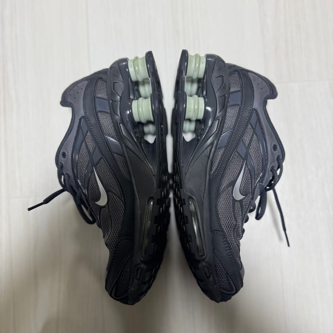 나이키 샥스 라이드2 아이언그레이 앤트러사이트 240 상품이미지6