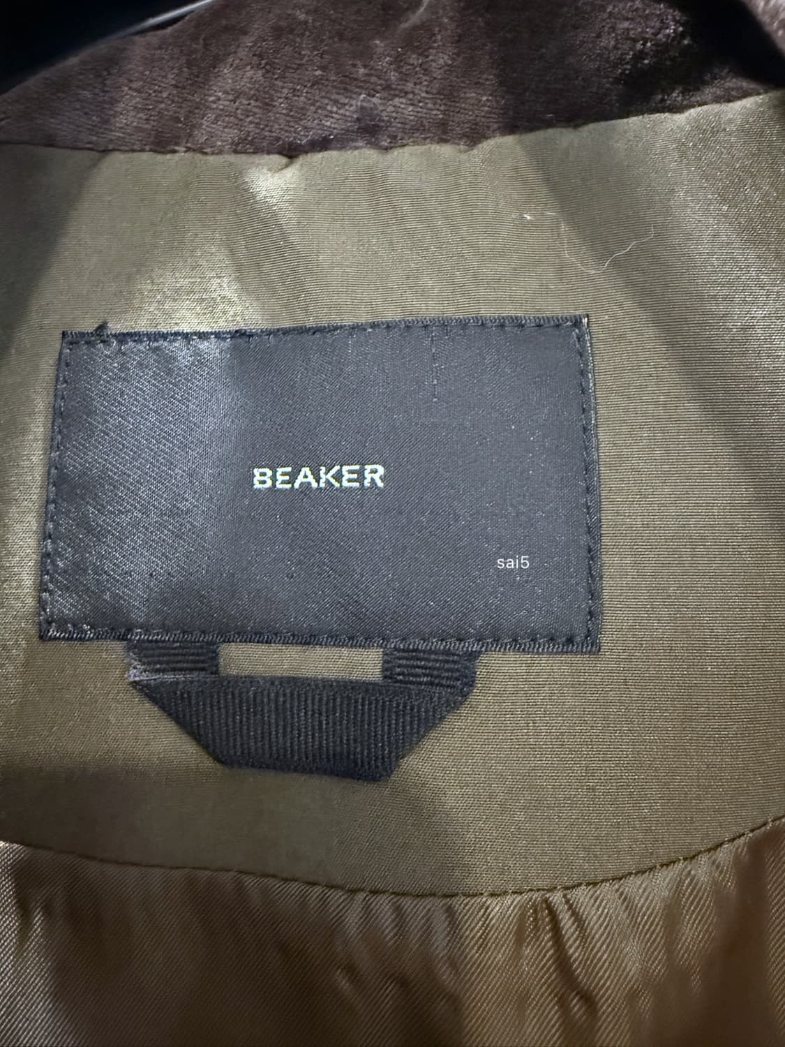 비이커 라쿤 구스 롱패딩  상품이미지6