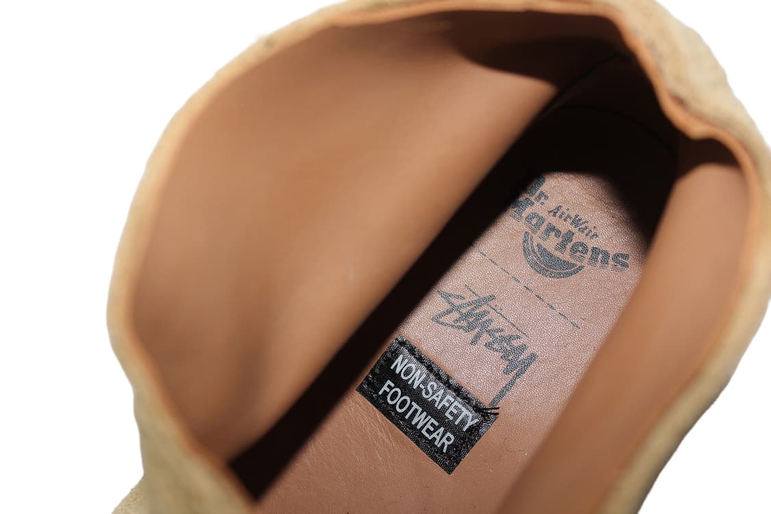 STÜSSY × DR. MARTENS 스투시 닥터마틴 데콘 헤어리 부츠 상품이미지3