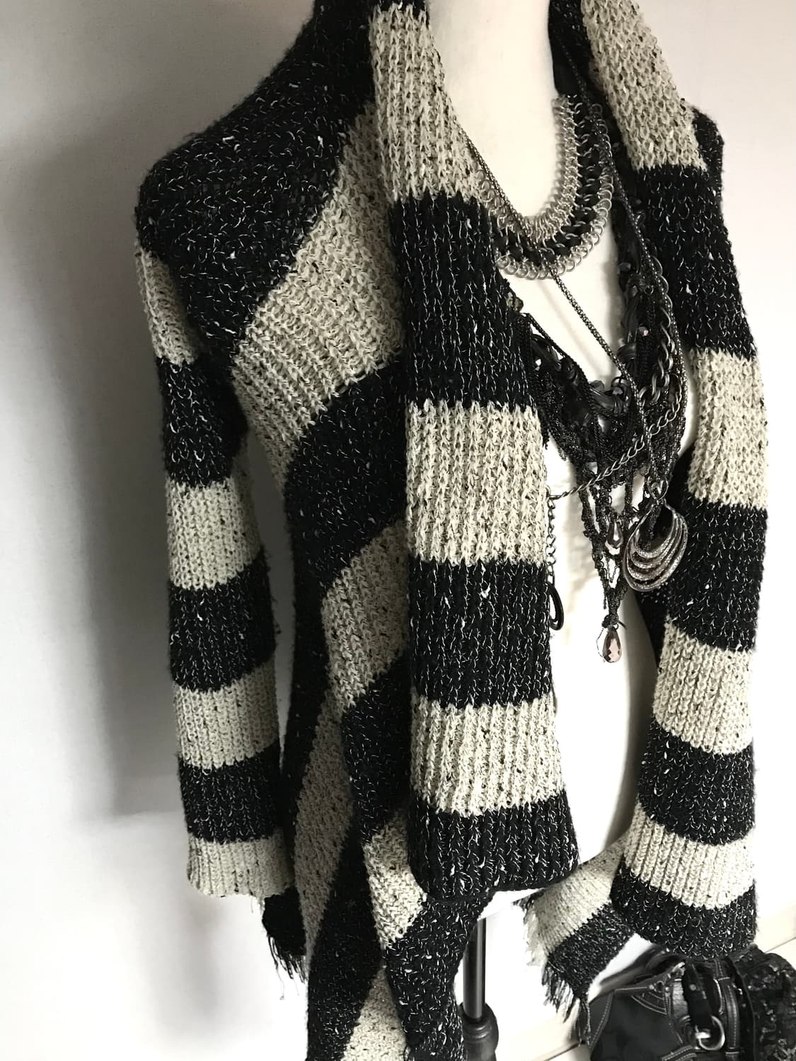Vintage Draped Fringe Knit Cardigan 상품이미지2