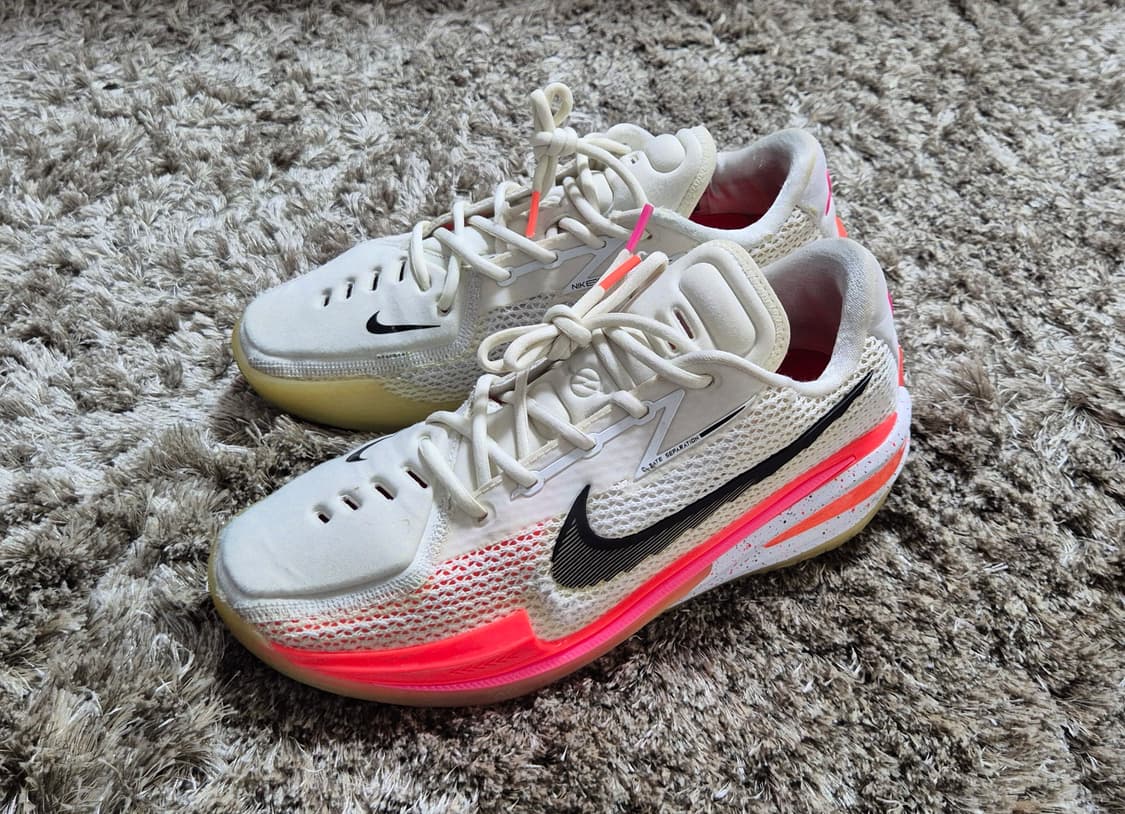 나이키 줌지티컷1 크림슨 화이트 (270) 교환X 상품이미지1