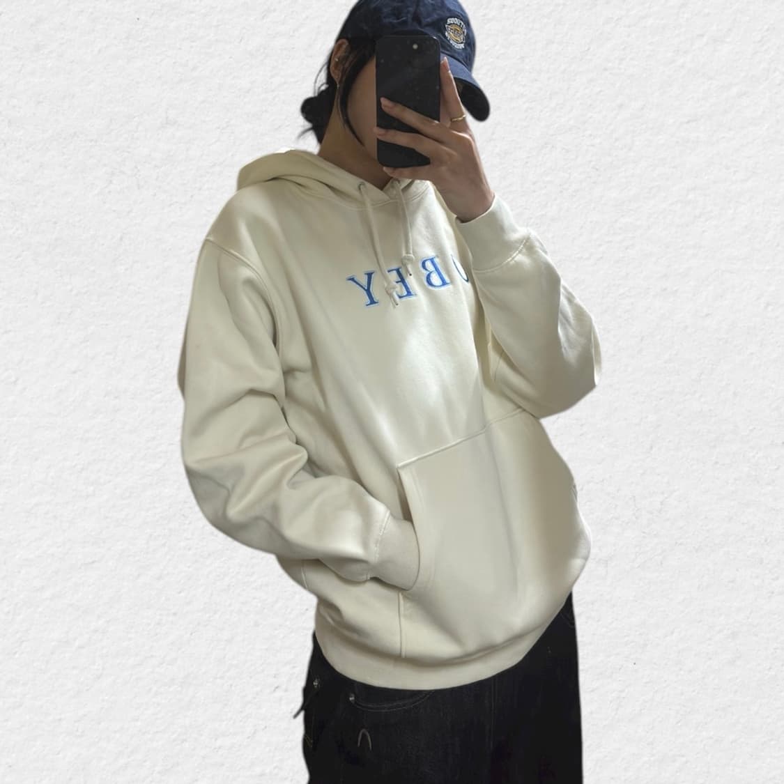오베이 크림색 후드티 상품이미지2