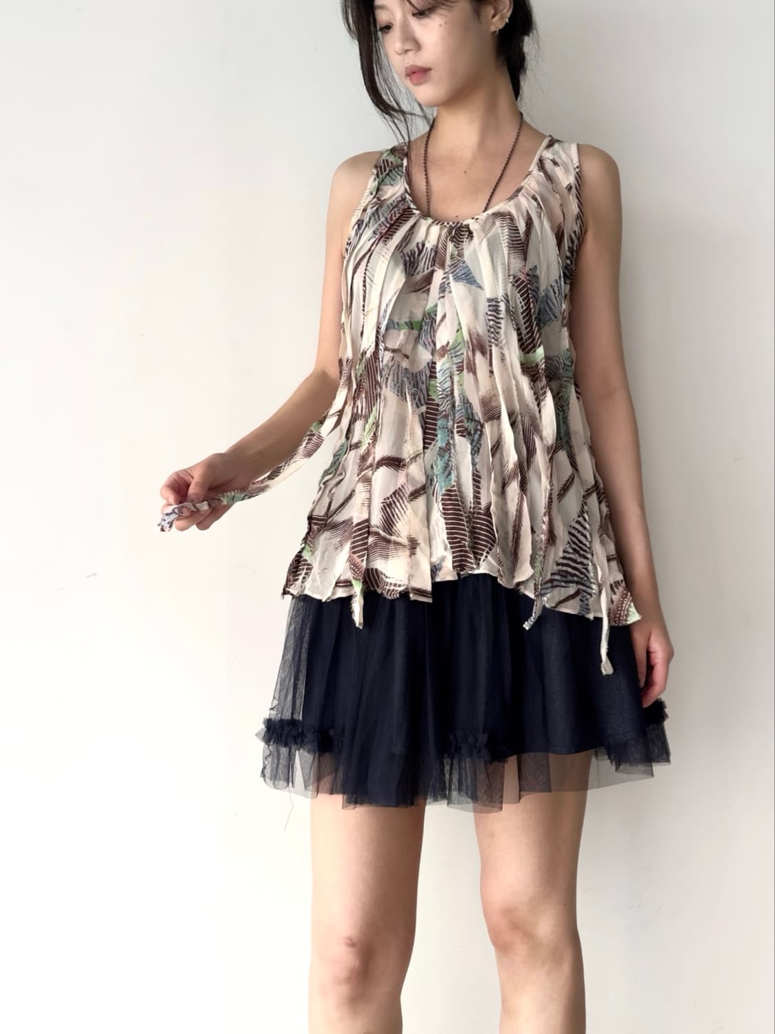 TIME tassel trim sleeveless blouse 상품이미지6