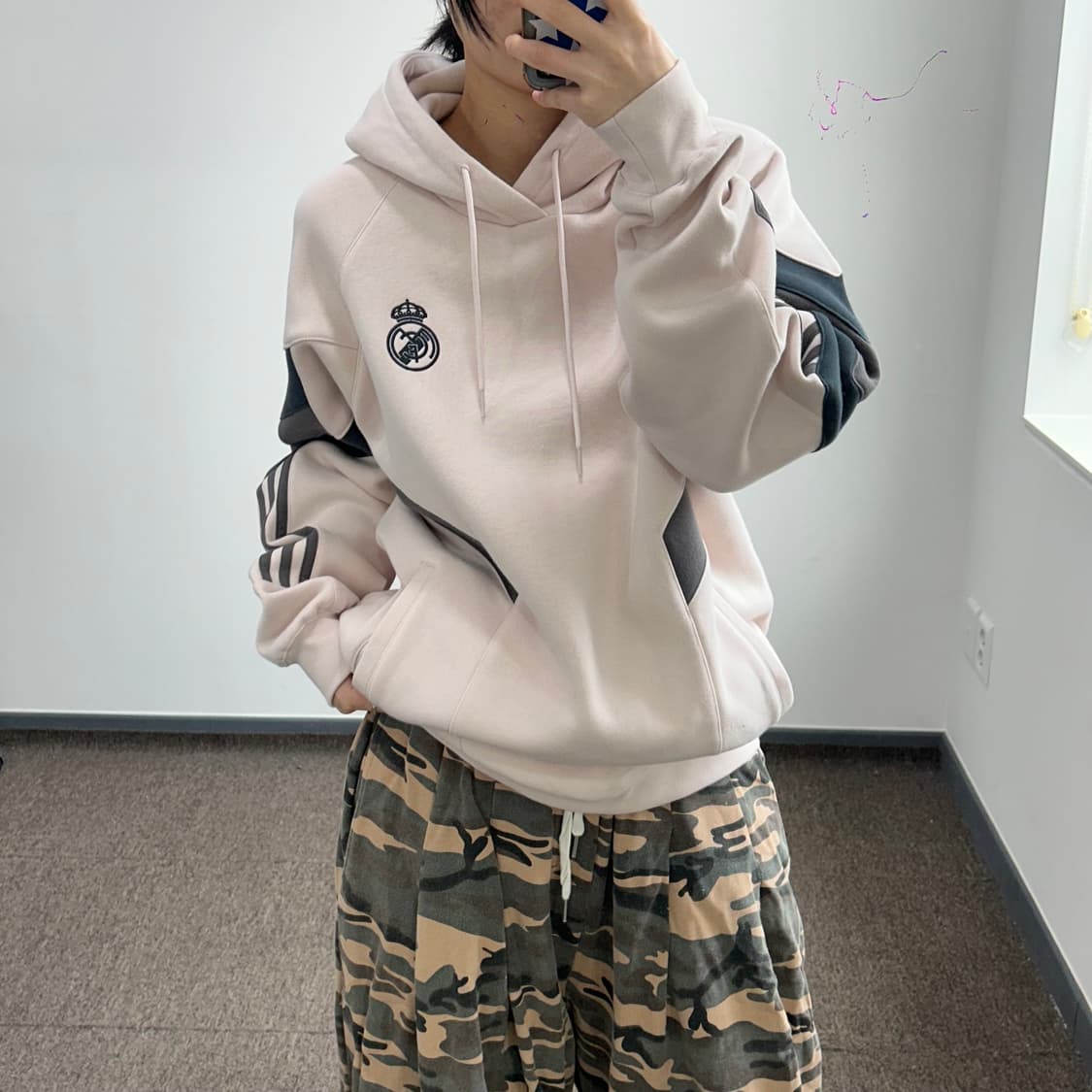 Adidas 아디다스 레알 마드리드 라이트 핑크 기모 후드티  상품이미지1