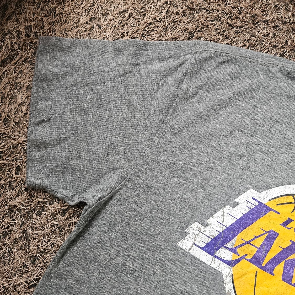 아디다스(Adidas) 올드스쿨 NBA 로스엔젤레스 레이커스 반팔 상품이미지3