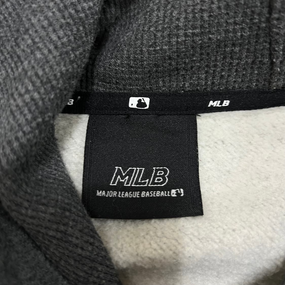 MLB 뉴욕양키스 빅로고 기모 후드 티셔츠 [차콜] L/100 상품이미지4