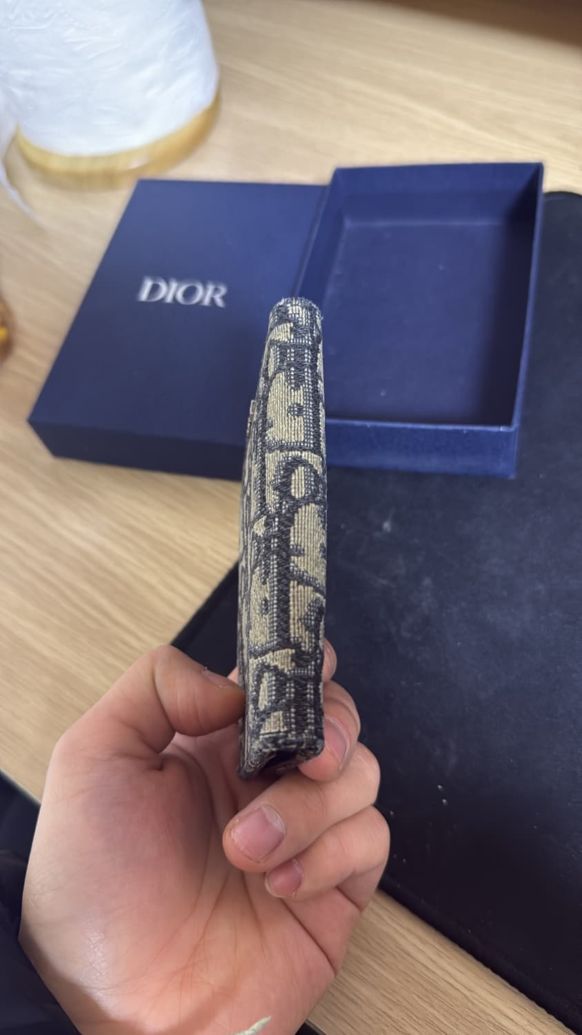 디올지갑 상품이미지3