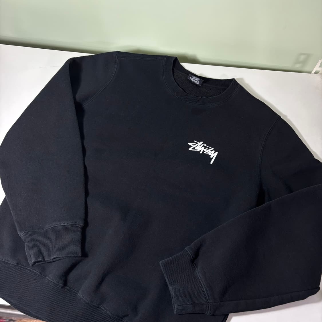 M 스투시 블랙 백로고 맨투맨 상품이미지1