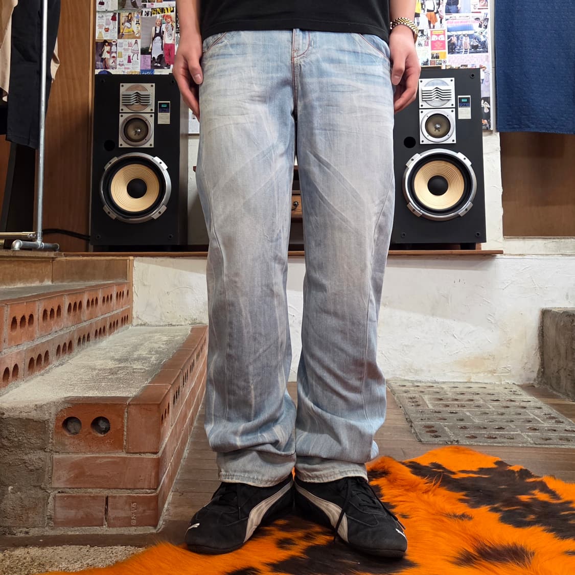 에비수 포켓 프린팅 연청 워싱 데님 팬츠 상품이미지2